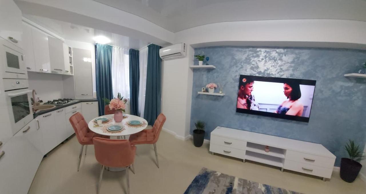Blue Wave Luxury Apartment Mamaia Nord Azimuth Beach Năvodari Exterior foto
