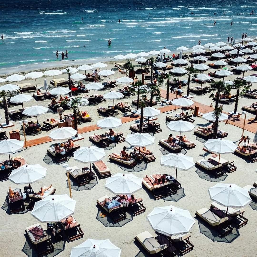 Blue Wave Luxury Apartment Mamaia Nord Azimuth Beach Năvodari Exterior foto